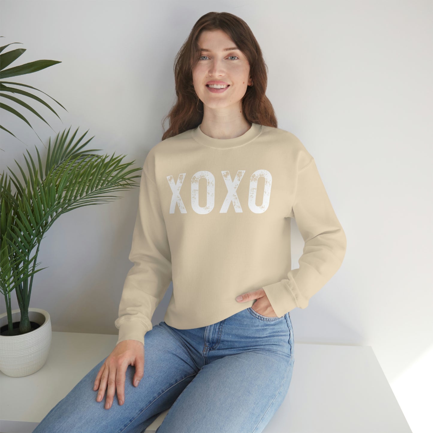 XOXO Valentine Women's Unisex Heavy Blend Crewneck Sweatshirt