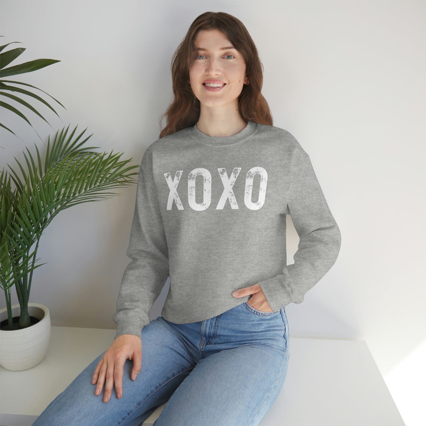 XOXO Valentine Women's Unisex Heavy Blend Crewneck Sweatshirt