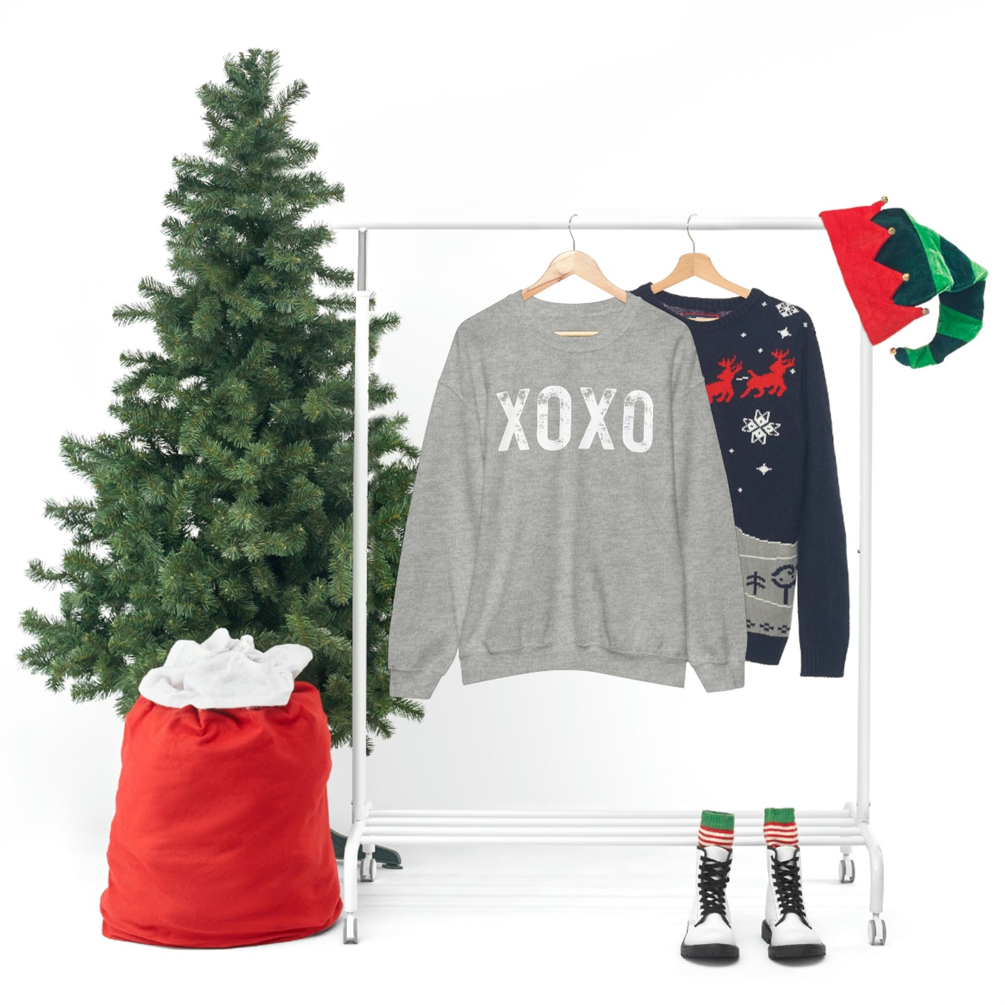 XOXO Valentine Women's Unisex Heavy Blend Crewneck Sweatshirt